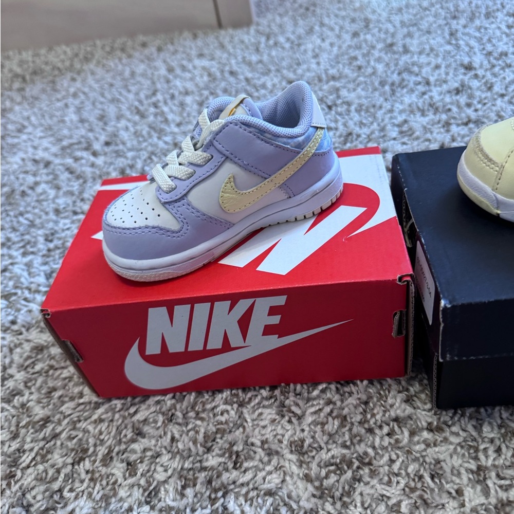 Nike Kids' Lavender and Cream Sneakers